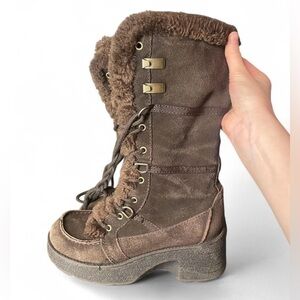 SOLD ! y2k vintage chocolate brown arizona brand fur lace up fall / winter boots